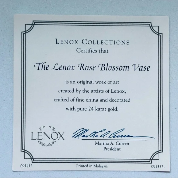 Vintage Poinsettia Promise Christmas Rectangle 60"x84" Tablecloth, 4 Napkins NWT - Picture 5 of 5